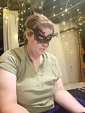 VeiledMuse online show from September 2025 12:14:01 AM