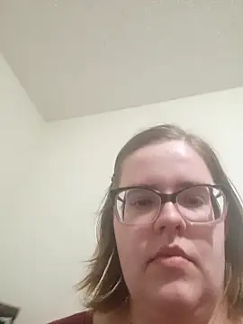 VeiledMuse online show from April 2026 02:31:01 AM