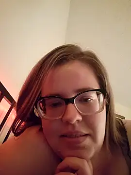 VeiledMuse online show from April 2026 02:25:02 AM