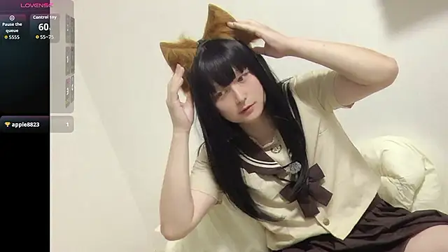 Mia032 online show from May 2026 01:06:01 PM