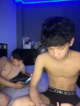 Snapshot of Kailertwink chatting on June 2026 09:14:01 PM Kailertwink online show from June 2026 09:14:01 PM