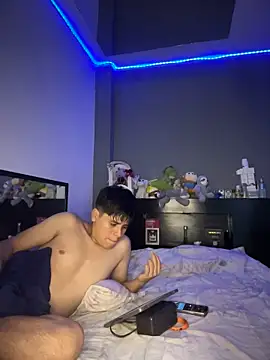 Snapshot of Kailertwink chatting on June 2026 03:58:02 AM Kailertwink online show from June 2026 03:58:02 AM