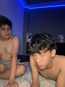Snapshot of Kailertwink chatting on July 2026 05:58:01 AM Kailertwink online show from July 2026 05:58:01 AM
