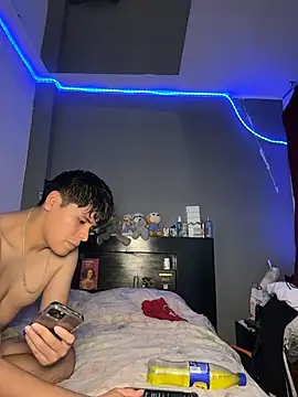 Snapshot of Kailertwink chatting on July 2026 04:53:01 AM Kailertwink online show from July 2026 04:53:01 AM