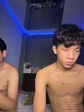Snapshot of Kailertwink chatting on July 2026 10:58:02 PM Kailertwink online show from July 2026 10:58:02 PM