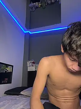 Snapshot of Kailertwink chatting on July 2026 09:53:01 PM Kailertwink online show from July 2026 09:53:01 PM
