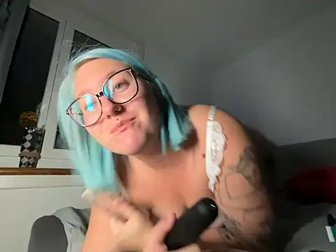 Snapshot of lablonde2025 chatting on September 2025 07:41:01 PM lablonde2025 online show from September 2025 07:41:01 PM