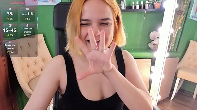 Snapshot of Gina_Dawson chatting on October 2025 08:36:02 AM Gina Dawson online show from October 2025 08:36:02 AM