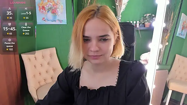 Snapshot of Gina_Dawson chatting on October 2025 08:50:02 AM Gina Dawson online show from October 2025 08:50:02 AM