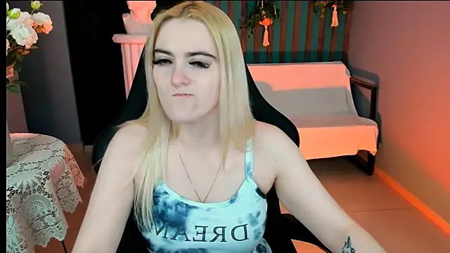 Stef Nicks online show from May 2026 09:04:01 AM