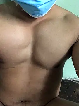 Snapshot of Huynh-duc-huy chatting on November 2025 04:40:01 PM Huynh-duc-huy online show from November 2025 04:40:01 PM