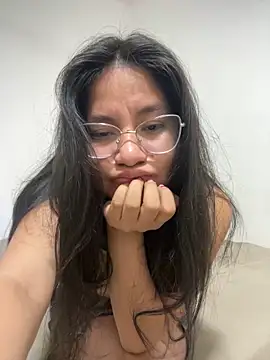 johanageminis online show from November 2025 12:54:01 AM