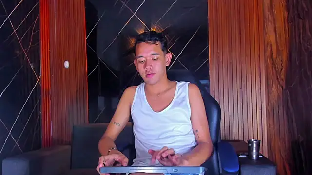 jeremytonner online show from November 2025 03:29:02 AM