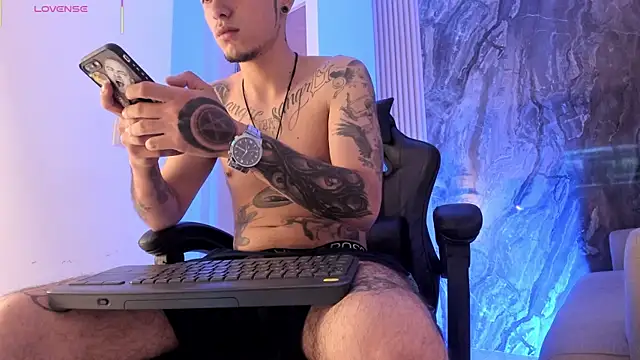 ReyBigx online show from September 2025 10:10:02 PM