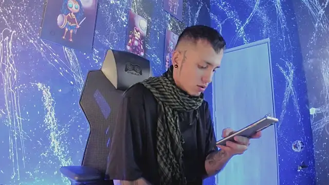 ReyBigx online show from October 2025 12:52:01 AM