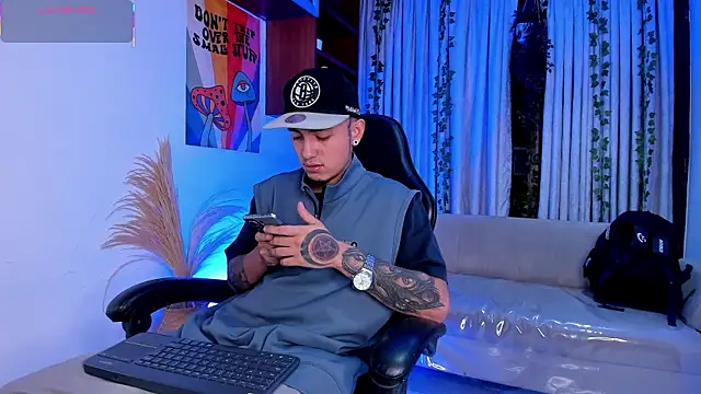 ReyBigx online show from February 2026 03:38:02 AM