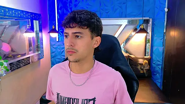 Snapshot of Alan_Del_Reyx chatting on September 2025 02:02:02 AM Alan Del Reyx online show from September 2025 02:02:02 AM