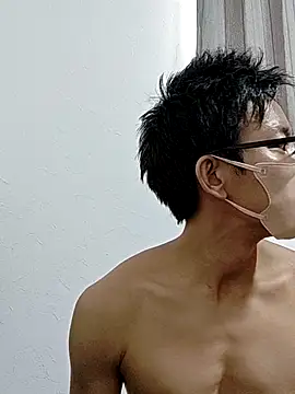 Snapshot of mitsuki0915 chatting on February 2026 02:32:01 AM mitsuki0915 online show from February 2026 02:32:01 AM