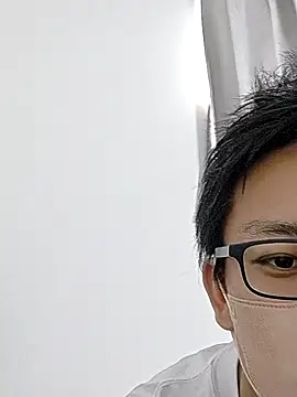 mitsuki0915 online show from April 2026 01:44:02 AM