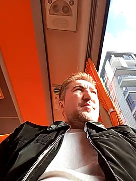 mert0359 online show from November 2025 12:28:02 PM