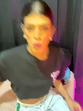 Lady Dirty444 online show from October 2025 11:45:02 PM