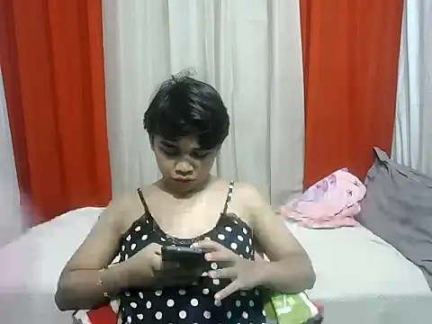 Snapshot of pinaymorena_zeinab chatting on July 2026 03:51:02 PM pinaymorena zeinab online show from July 2026 03:51:02 PM