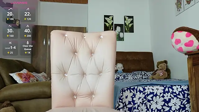 Snapshot of Bryony_Sullyvan chatting on October 2025 08:09:02 PM Bryony Sullyvan online show from October 2025 08:09:02 PM