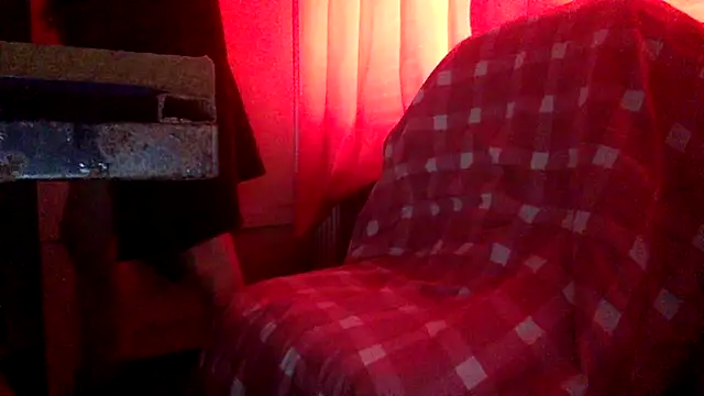 Snapshot of AmMadness chatting on April 2026 12:50:02 PM AmMadness online show from April 2026 12:50:02 PM