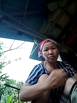 Snapshot of TinTin321 chatting on September 2025 11:40:02 PM TinTin321 online show from September 2025 11:40:02 PM