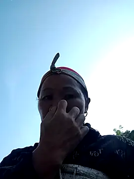 Snapshot of TinTin321 chatting on October 2025 01:15:02 AM TinTin321 online show from October 2025 01:15:02 AM