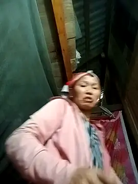 Snapshot of TinTin321 chatting on October 2025 05:27:01 AM TinTin321 online show from October 2025 05:27:01 AM