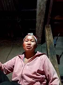 Snapshot of TinTin321 chatting on November 2025 10:48:01 AM TinTin321 online show from November 2025 10:48:01 AM