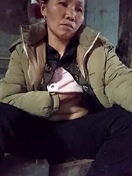 Snapshot of TinTin321 chatting on February 2026 07:01:01 AM TinTin321 online show from February 2026 07:01:01 AM