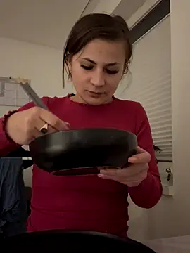 Snapshot of IsabellaEtha chatting on October 2025 10:25:02 PM IsabellaEtha online show from October 2025 10:25:02 PM