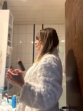 Snapshot of IsabellaEtha chatting on January 2026 01:25:02 PM IsabellaEtha online show from January 2026 01:25:02 PM