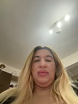 TheeaBlanco online show from May 2026 05:01:02 AM