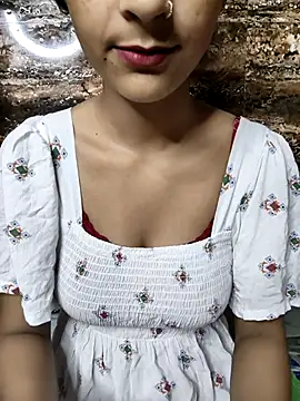 Indian-Aleena online show from September 2025 06:35:02 PM