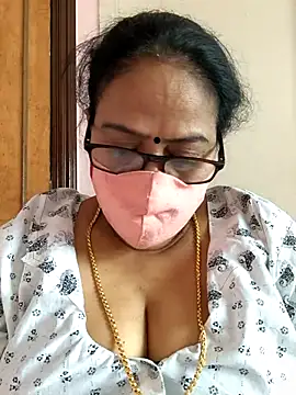 Snapshot of heera-rani chatting on September 2025 09:09:02 AM heera-rani online show from September 2025 09:09:02 AM