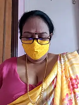 Snapshot of heera-rani chatting on September 2025 04:56:01 AM heera-rani online show from September 2025 04:56:01 AM