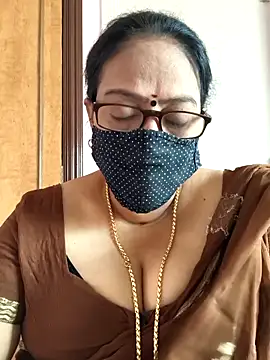 Snapshot of heera-rani chatting on September 2025 02:55:02 AM heera-rani online show from September 2025 02:55:02 AM