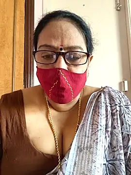 Snapshot of heera-rani chatting on September 2025 03:30:01 AM heera-rani online show from September 2025 03:30:01 AM