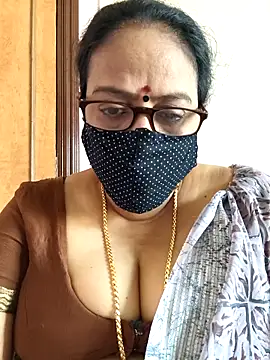 Snapshot of heera-rani chatting on September 2025 04:47:01 AM heera-rani online show from September 2025 04:47:01 AM