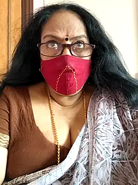 Snapshot of heera-rani chatting on September 2025 06:15:02 AM heera-rani online show from September 2025 06:15:02 AM