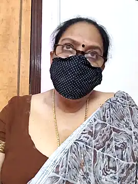 Snapshot of heera-rani chatting on September 2025 02:31:02 PM heera-rani online show from September 2025 02:31:02 PM