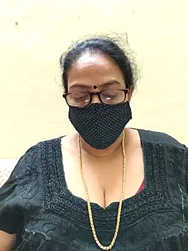 Snapshot of heera-rani chatting on October 2025 11:30:01 AM heera-rani online show from October 2025 11:30:01 AM