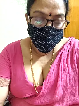 Snapshot of heera-rani chatting on October 2025 05:55:01 AM heera-rani online show from October 2025 05:55:01 AM