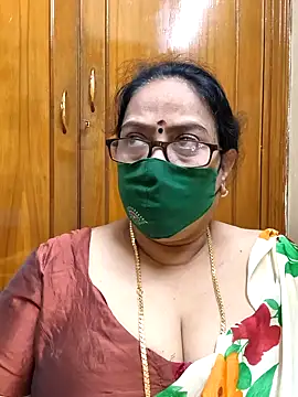 Snapshot of heera-rani chatting on January 2026 07:22:01 AM heera-rani online show from January 2026 07:22:01 AM