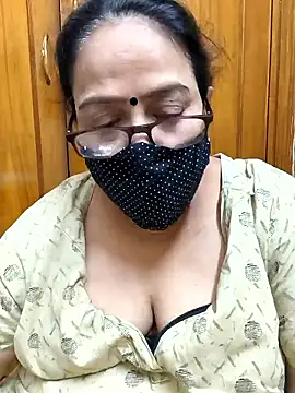 Snapshot of heera-rani chatting on January 2026 07:44:02 AM heera-rani online show from January 2026 07:44:02 AM