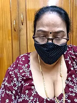 Snapshot of heera-rani chatting on January 2026 07:14:01 AM heera-rani online show from January 2026 07:14:01 AM