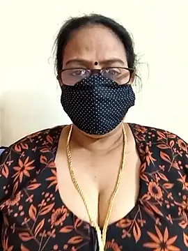 Snapshot of heera-rani chatting on January 2026 08:07:01 AM heera-rani online show from January 2026 08:07:01 AM